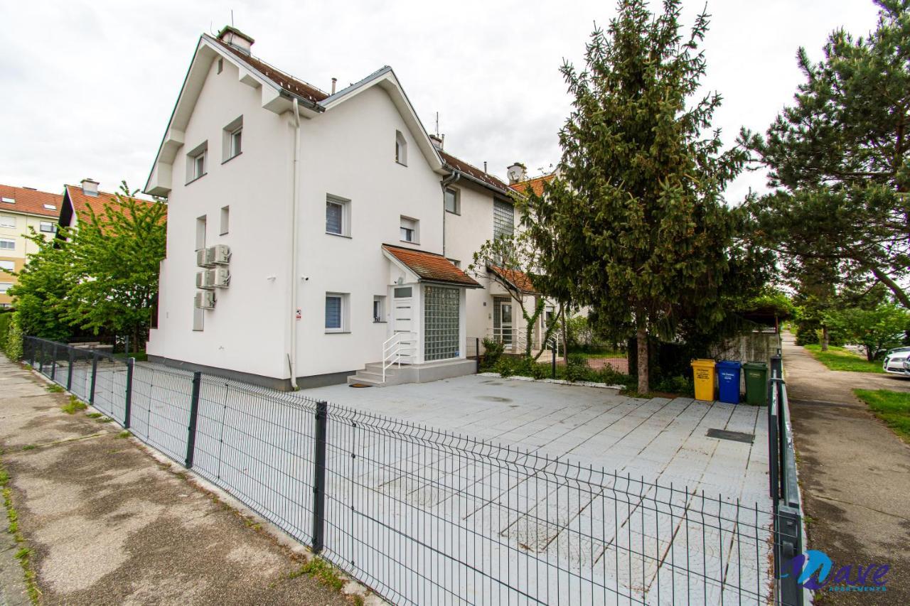 Modern Apartments Wave Near The Airport Velika Gorica Dış mekan fotoğraf