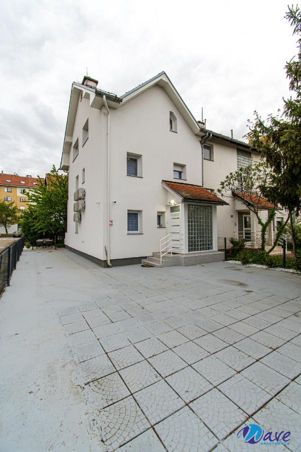 Modern Apartments Wave Near The Airport Velika Gorica Dış mekan fotoğraf